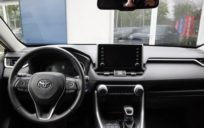 Toyota RAV4 cena 112900 przebieg: 121244, rok produkcji 2019 z Tychy małe 92
